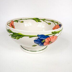 Villeroy and Boch Amapola Floral Poppy Footed Vegetable Bowl Germany 7.5''